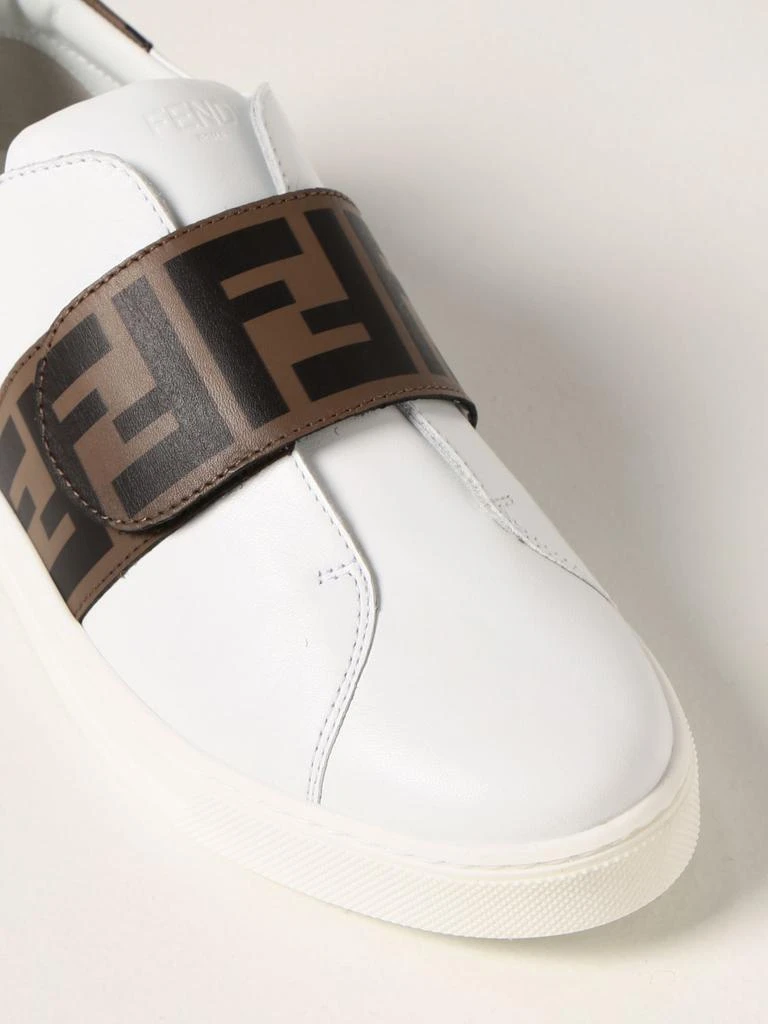 商品Fendi|Fendi sneakers in leather with FF logo,价格¥3702,第4张图片详细描述