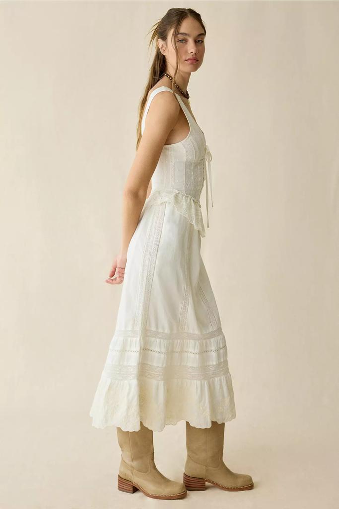 simple lace wedding dress plus size Plus-Size Romantic And Classic Strapless Lace A-Line Wedding Dress