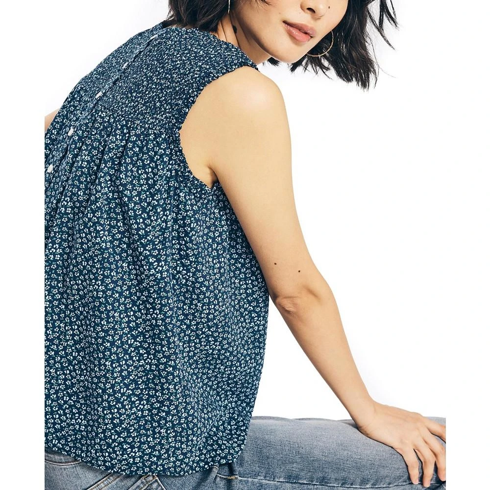 商品Nautica|Women's Crafted Floral Print Smocked Tank Top,价格¥520,第3张图片详细描述