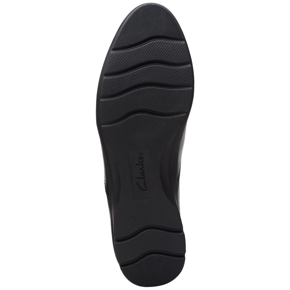 商品Clarks|Women's Jenette Grace Slip-On Flats,价格¥331,第5张图片详细描述