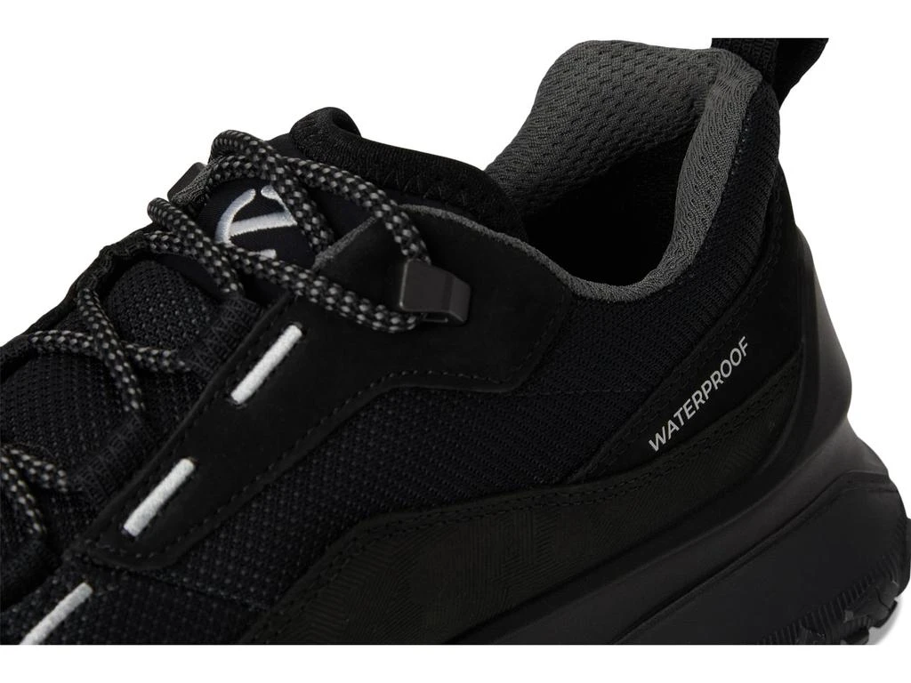 Ultra Terrain Waterproof Low Hiking Shoe 商品