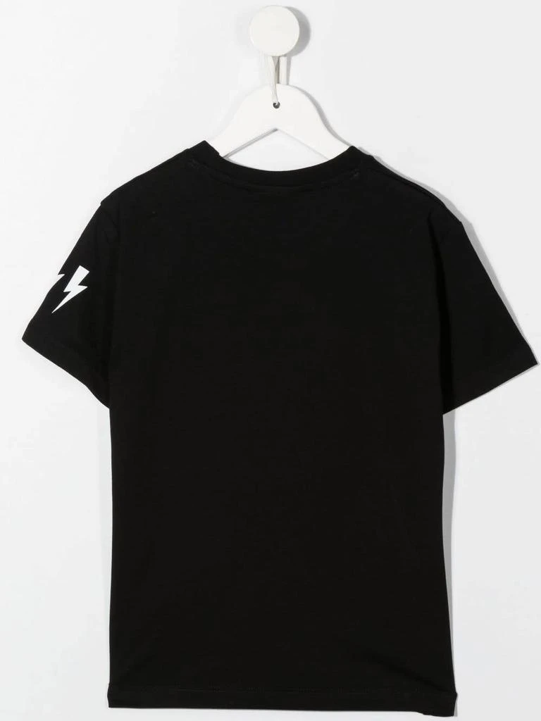 商品Neil Barrett|Neil Barrett Kids Black T-shirt With White Mirror Logo Print,价格¥654,第2张图片详细描述