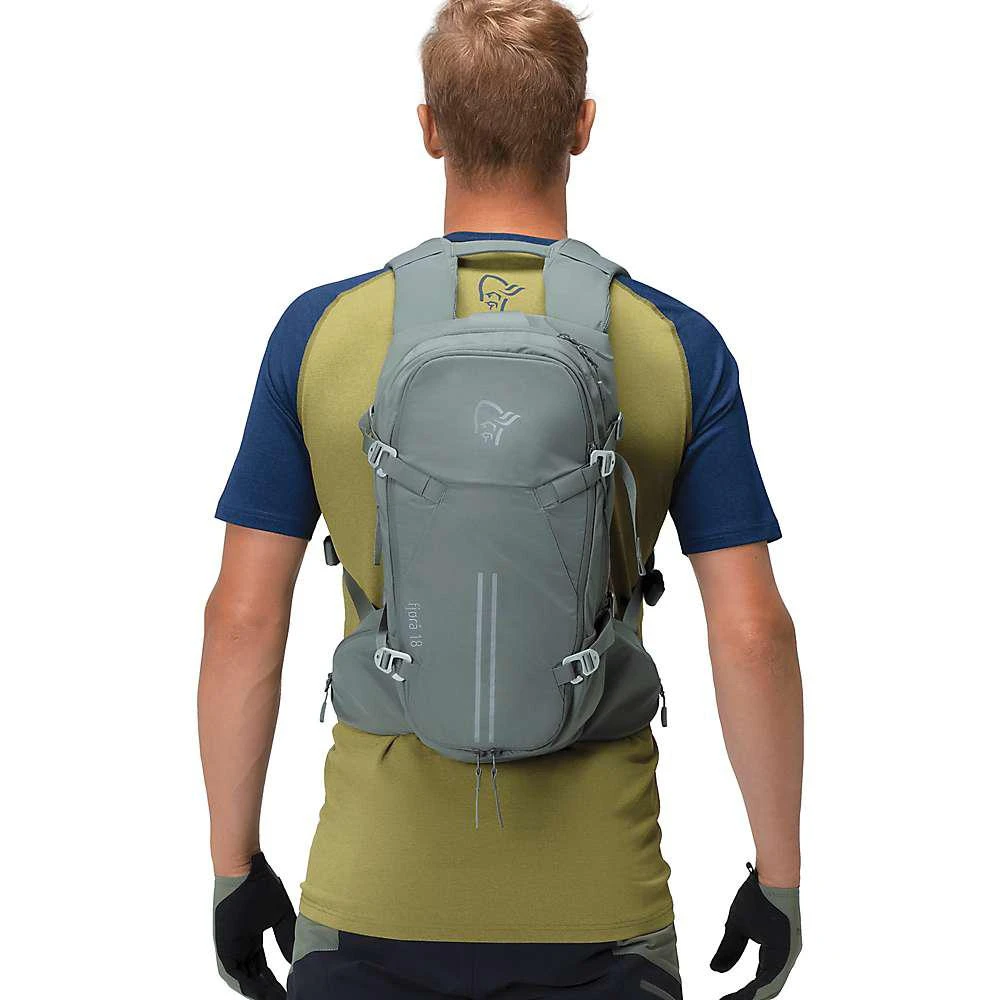 商品Norrøna|Fjora 18L Pack,价格¥946,第2张图片详细描述