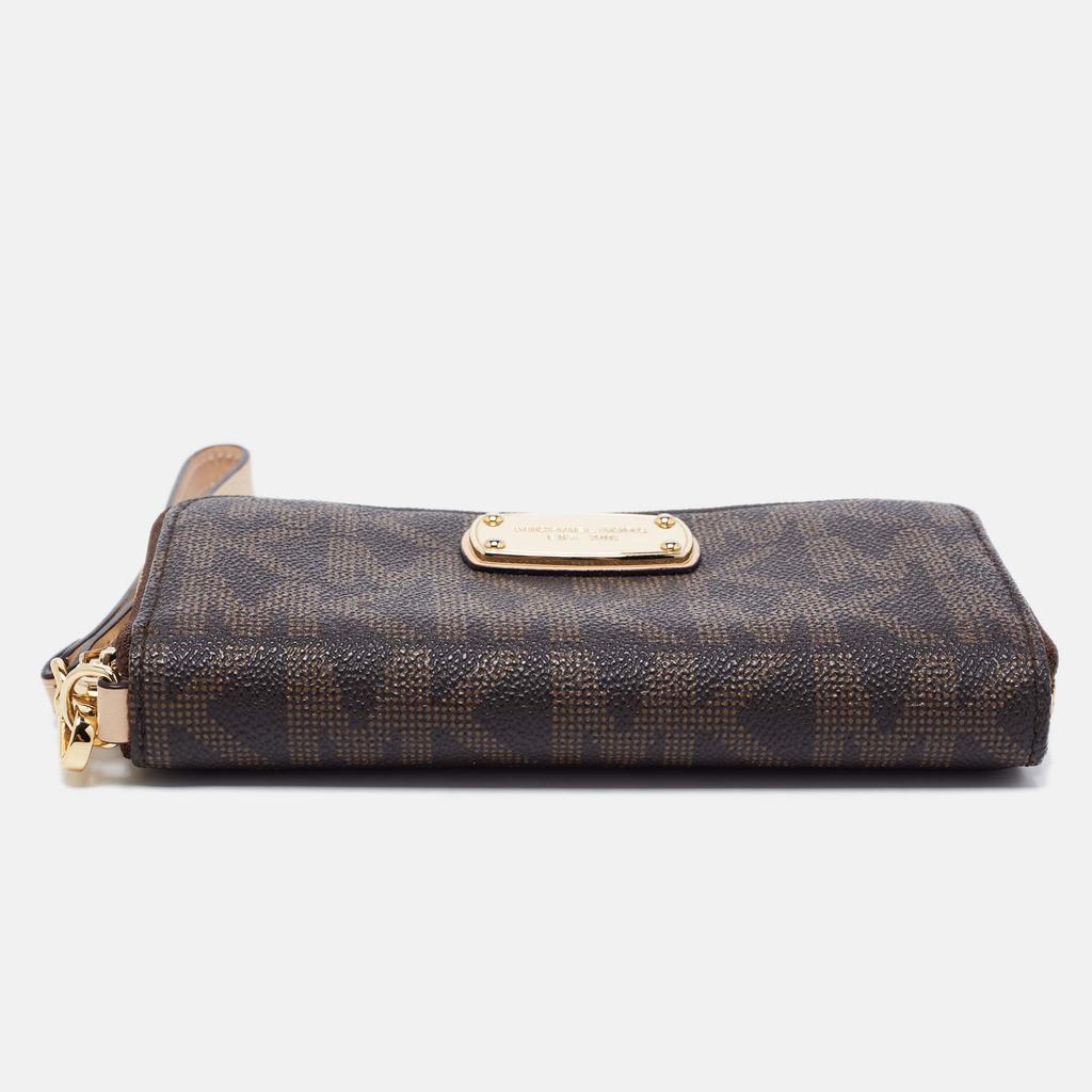 Michael Kors Brown Signature Coated Canvas Wristlet Zip Around Wallet商品第7张图片规格展示