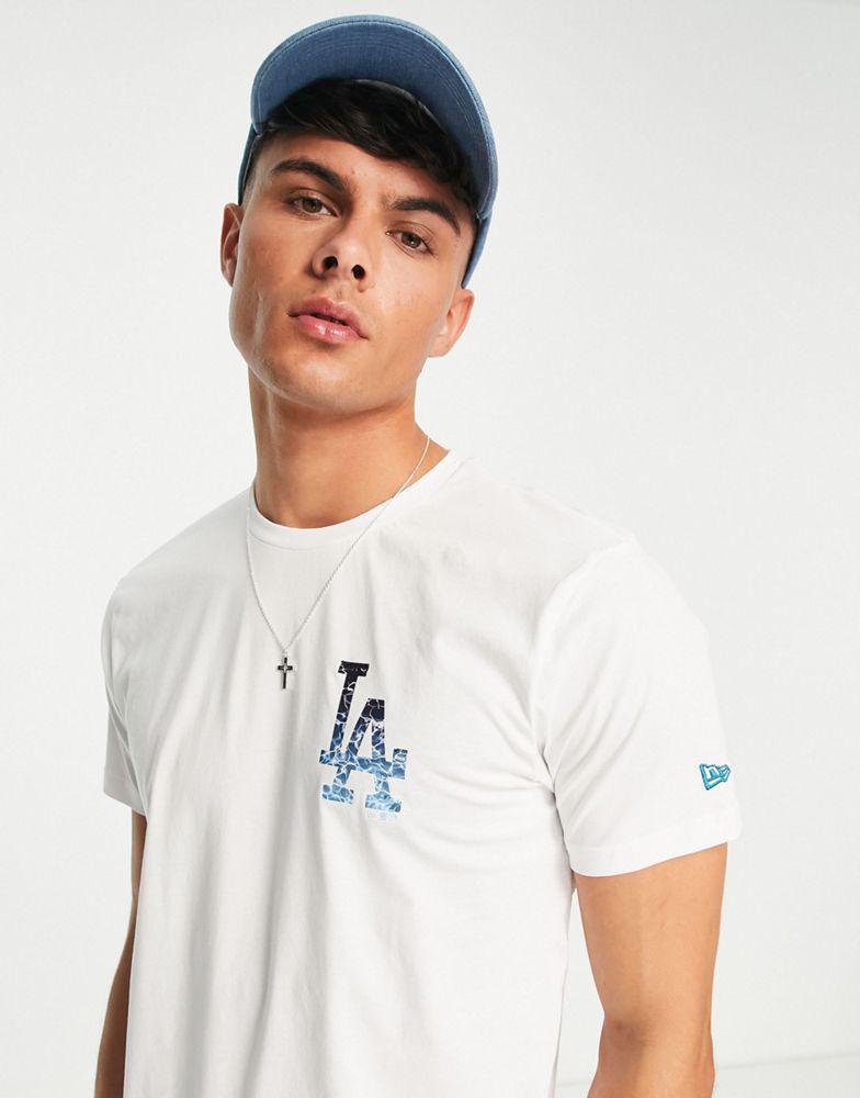 New Era LA Dodgers pool infill print t-shirt in white商品第2张图片规格展示