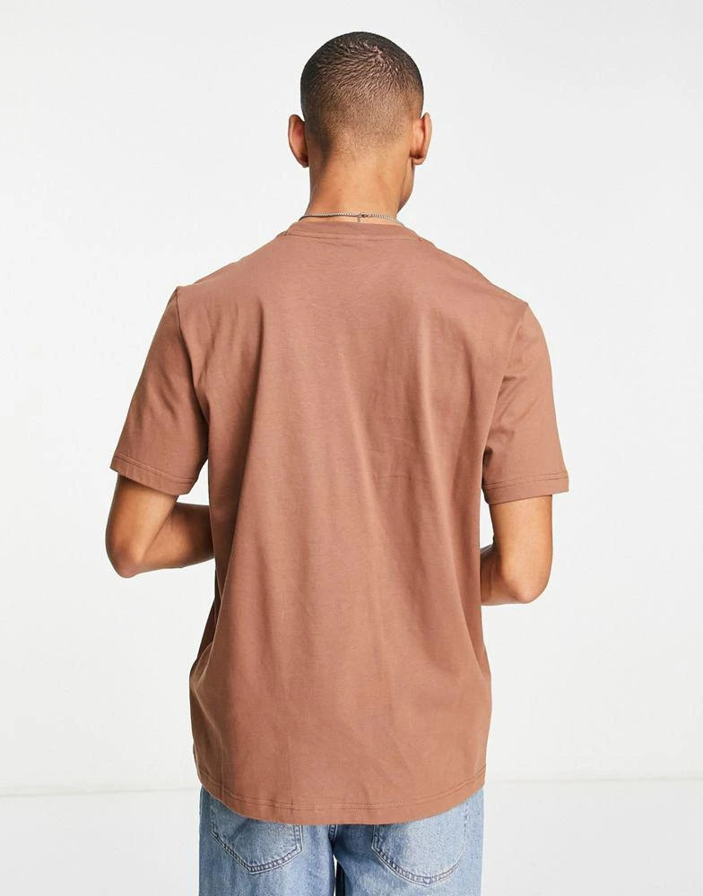 商品CHAMPION|Champion small logo t-shirt in brown,价格¥256,第3张图片详细描述