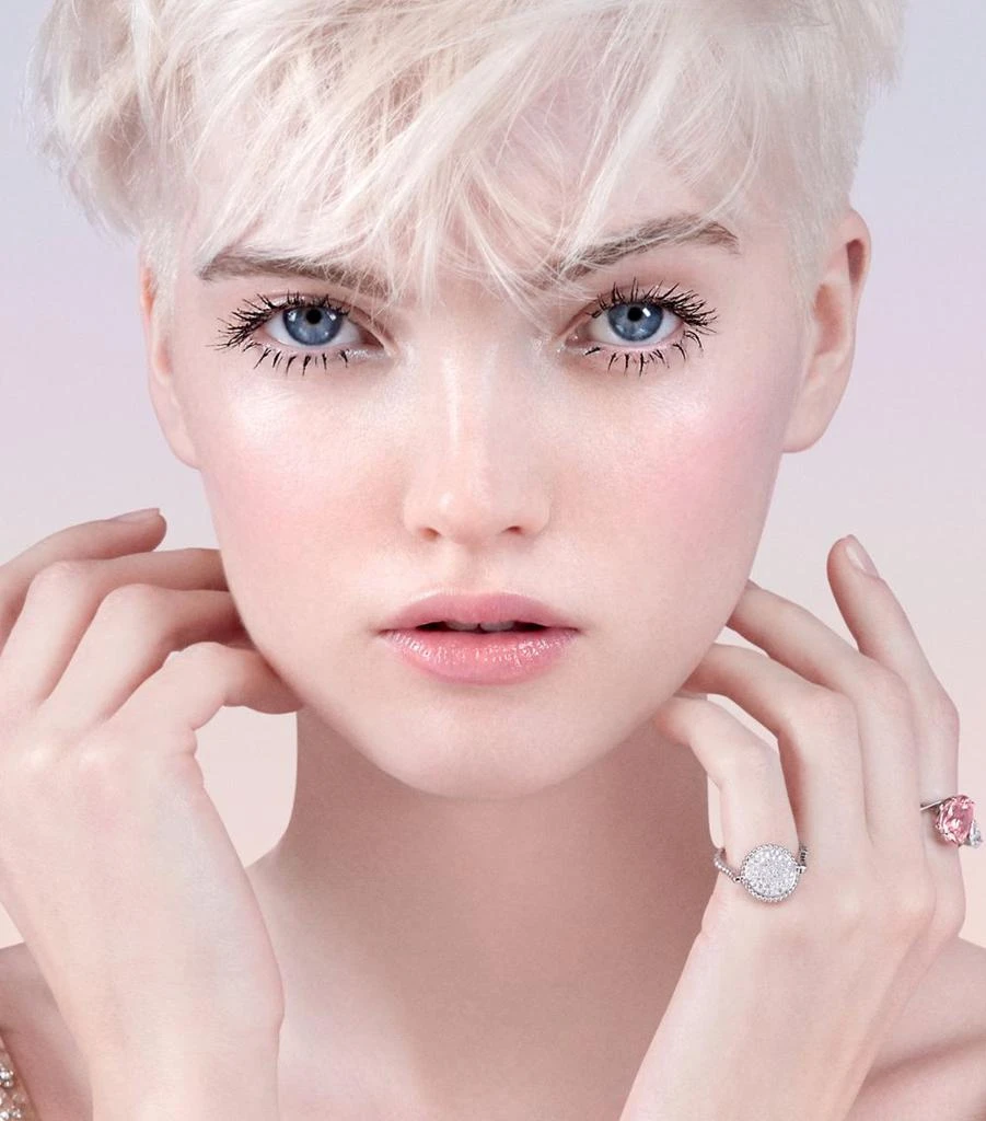 商品Dior|Diorsnow Perfect Light - Perfect Glow Cushion SPF 50 PA+++,价格¥696,第4张图片详细描述