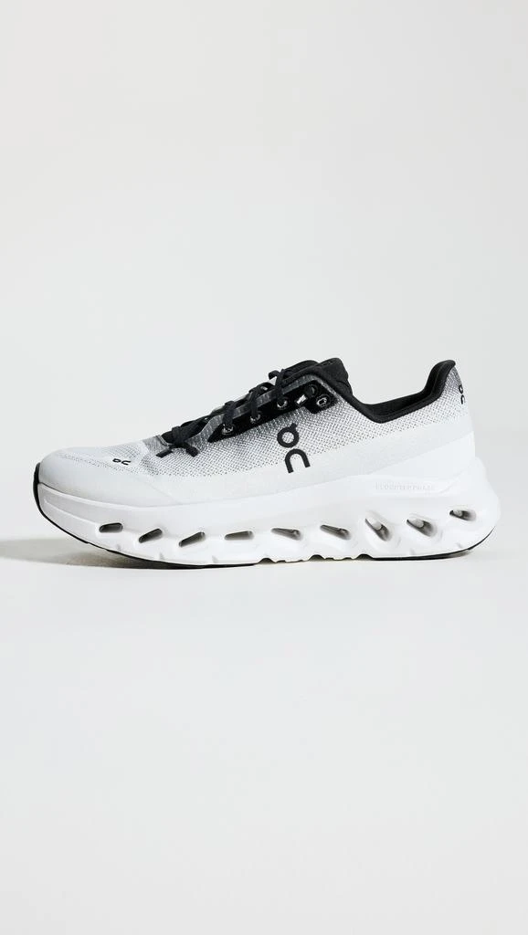 Cloudtilt Sneakers 商品