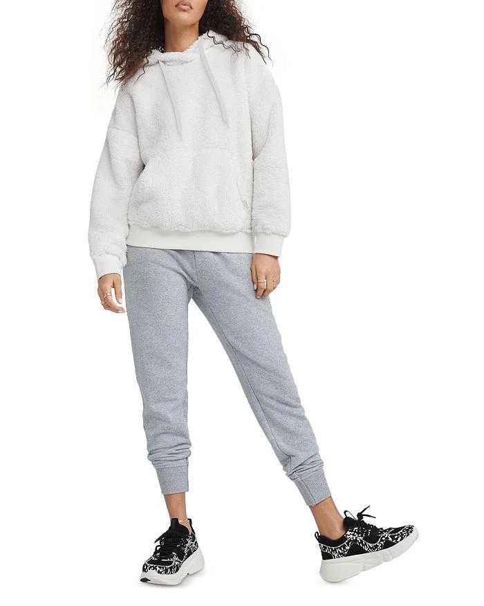 商品UGG|Loyra Sherpa Hoodie,价格¥730,第5张图片详细描述