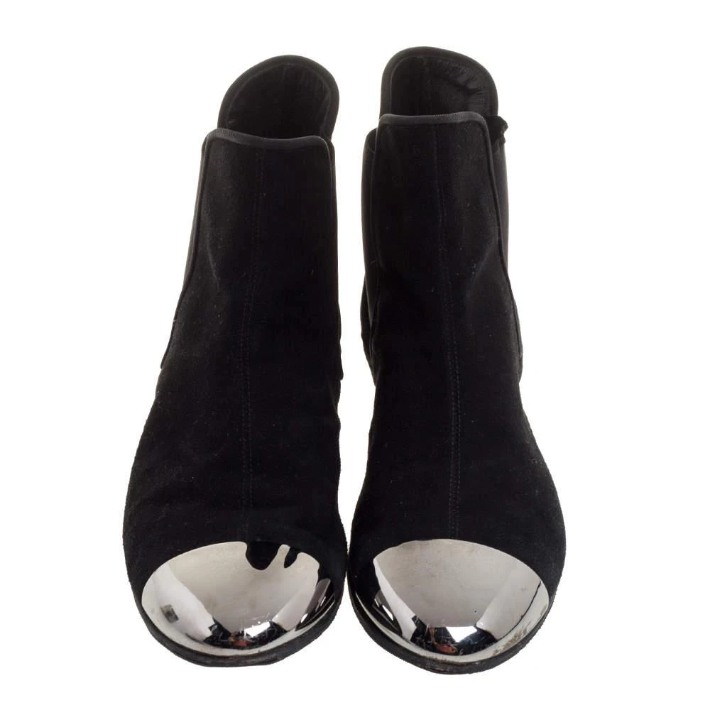 商品[二手商品] Giuseppe Zanotti|Giuseppe Zanotti Black Suede Leather Metal Cap Ankle Booties Size 40,价格¥1415,第3张图片详细描述