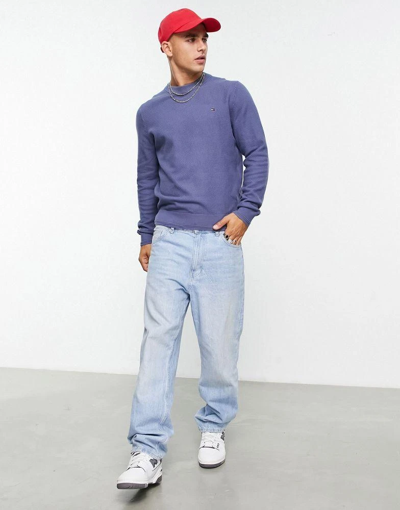 商品Tommy Hilfiger|Tommy Hilfiger orgnic cotton flag logo basket weave knit jumper in blue,价格¥598,第4张图片详细描述