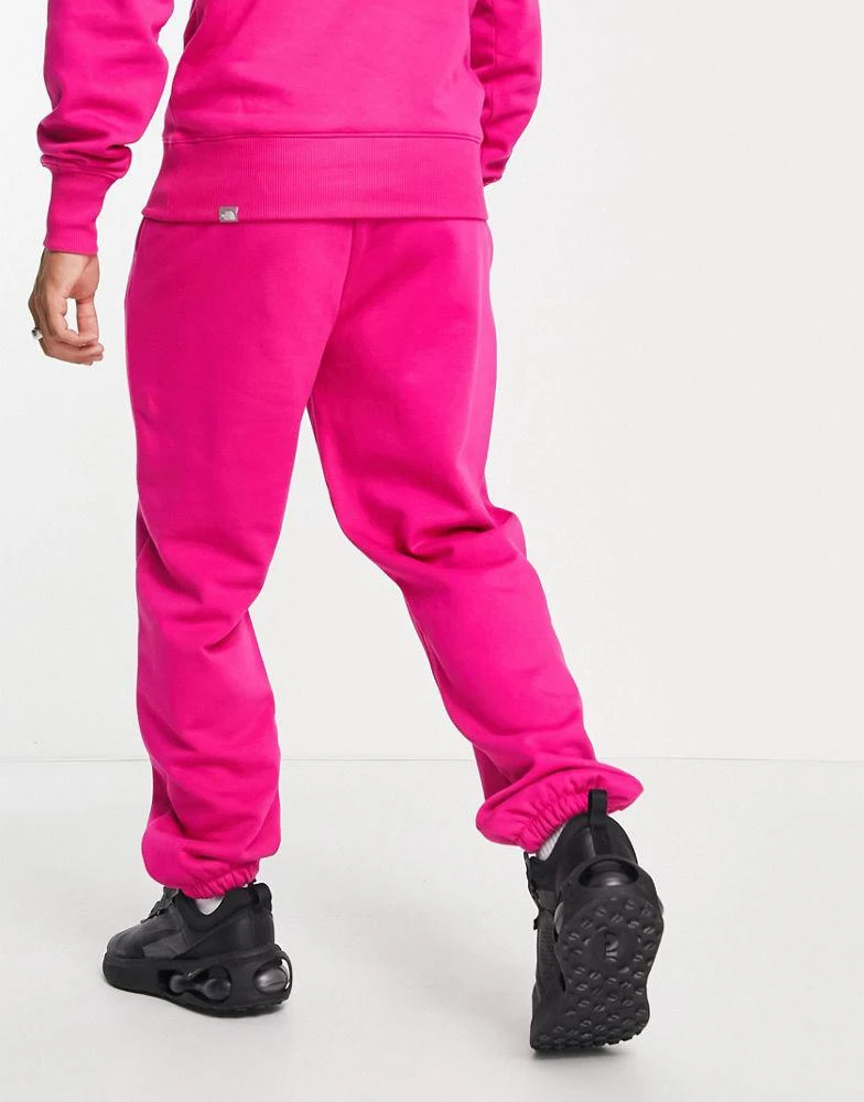 商品The North Face|The North Face Oversized Essential joggers in pink Exclusive at ASOS,价格¥615,第2张图片详细描述