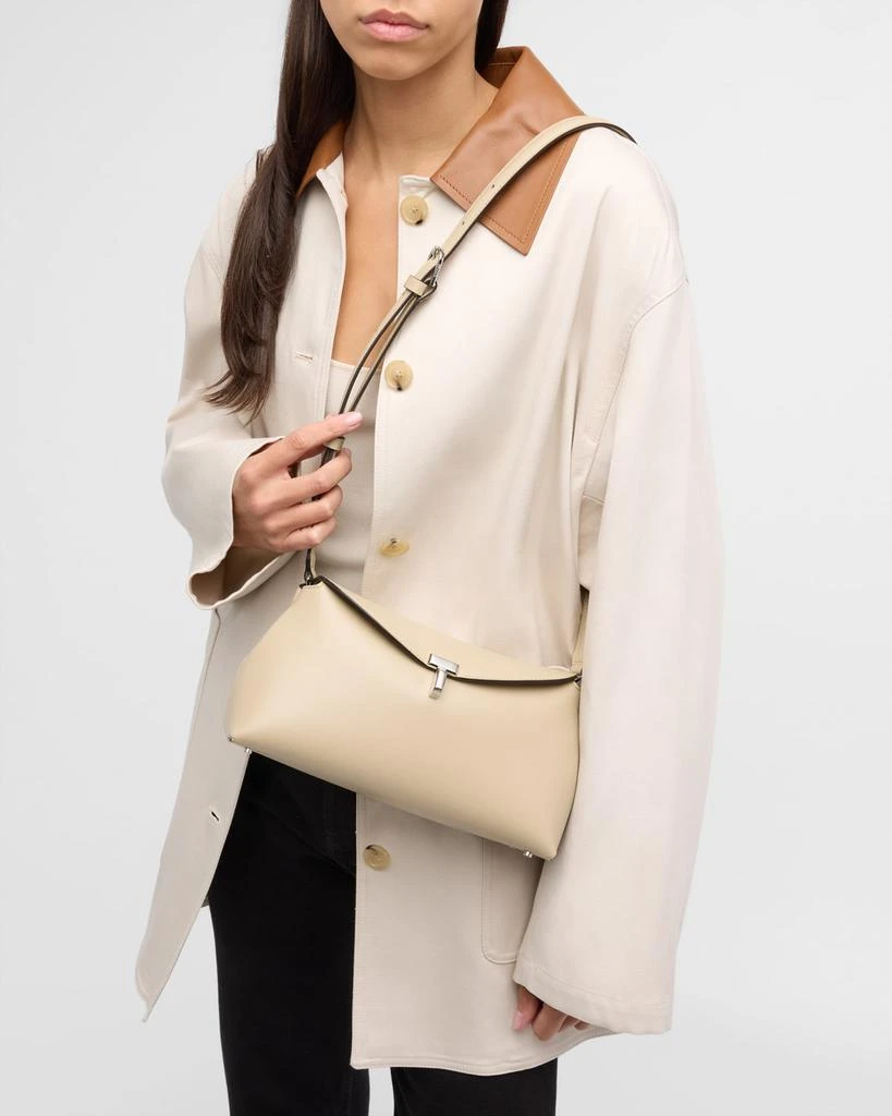 商品Totême|T-Lock Leather Clutch Bag,价格¥7730,第2张图片详细描述