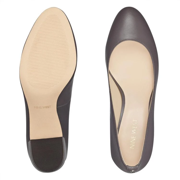 商品Nine West|Astor Almond Toe Dress Pumps,价格¥371,第5张图片详细描述