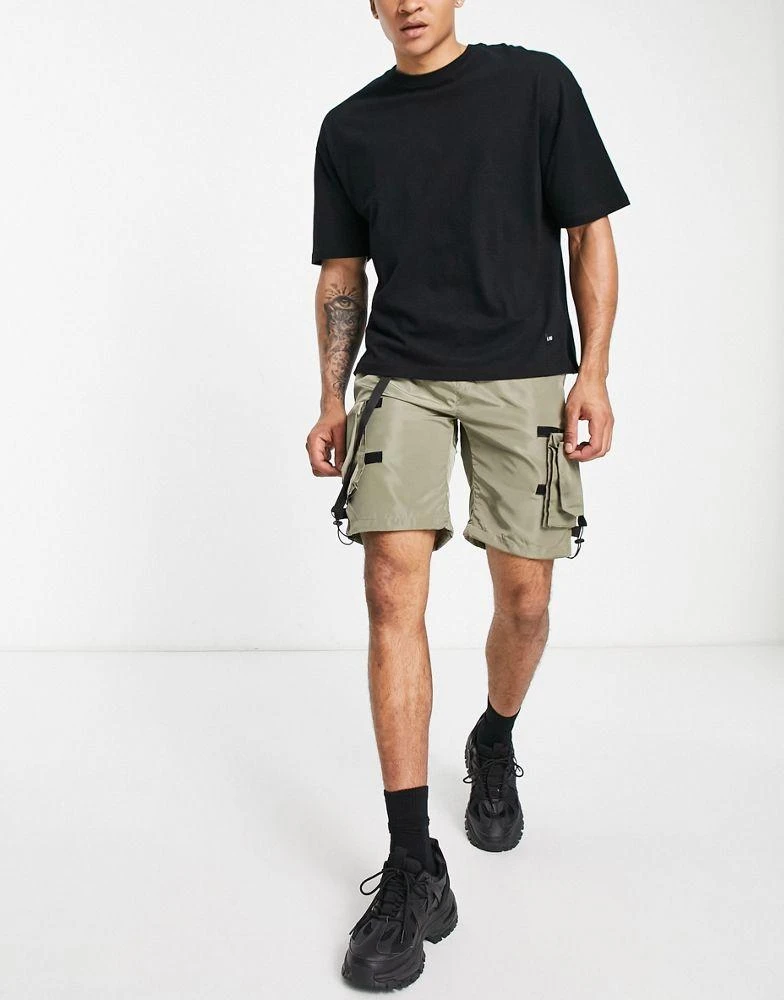 商品American Stitch|American Stitch cargo shorts in stone,价格¥215,第4张图片详细描述