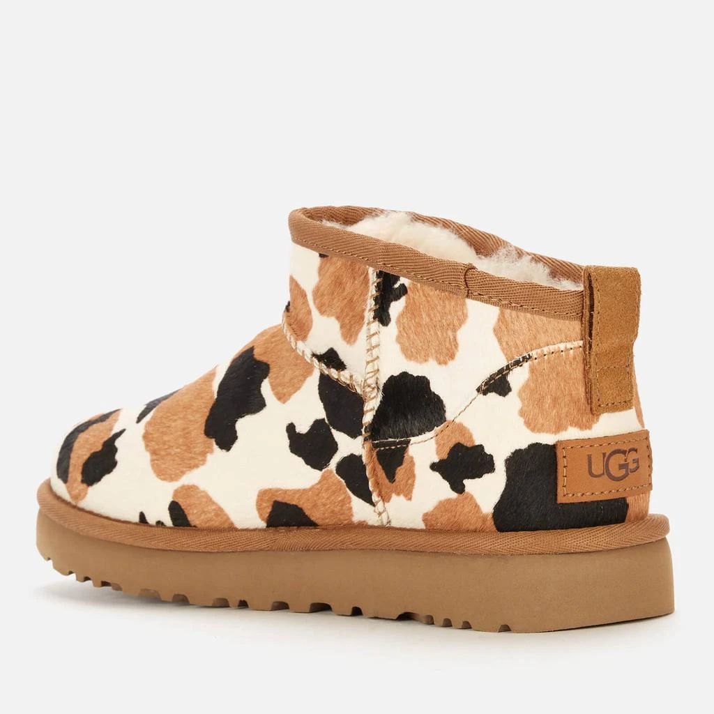 商品UGG|UGG Women's Classic Ultra Mini Cow Print Boots - Chestnut,价格¥945,第3张图片详细描述