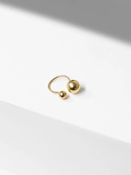 商品MOON LIGHT STONE|Flowers Ear cuff17,价格¥416,第2张图片详细描述