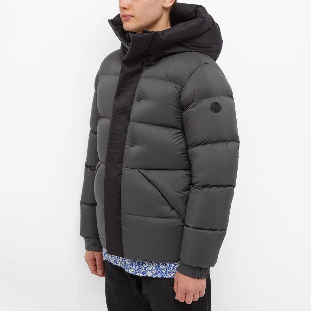 商品Moncler|Moncler Madeira Down Jacket,价格¥15885,第2张图片详细描述