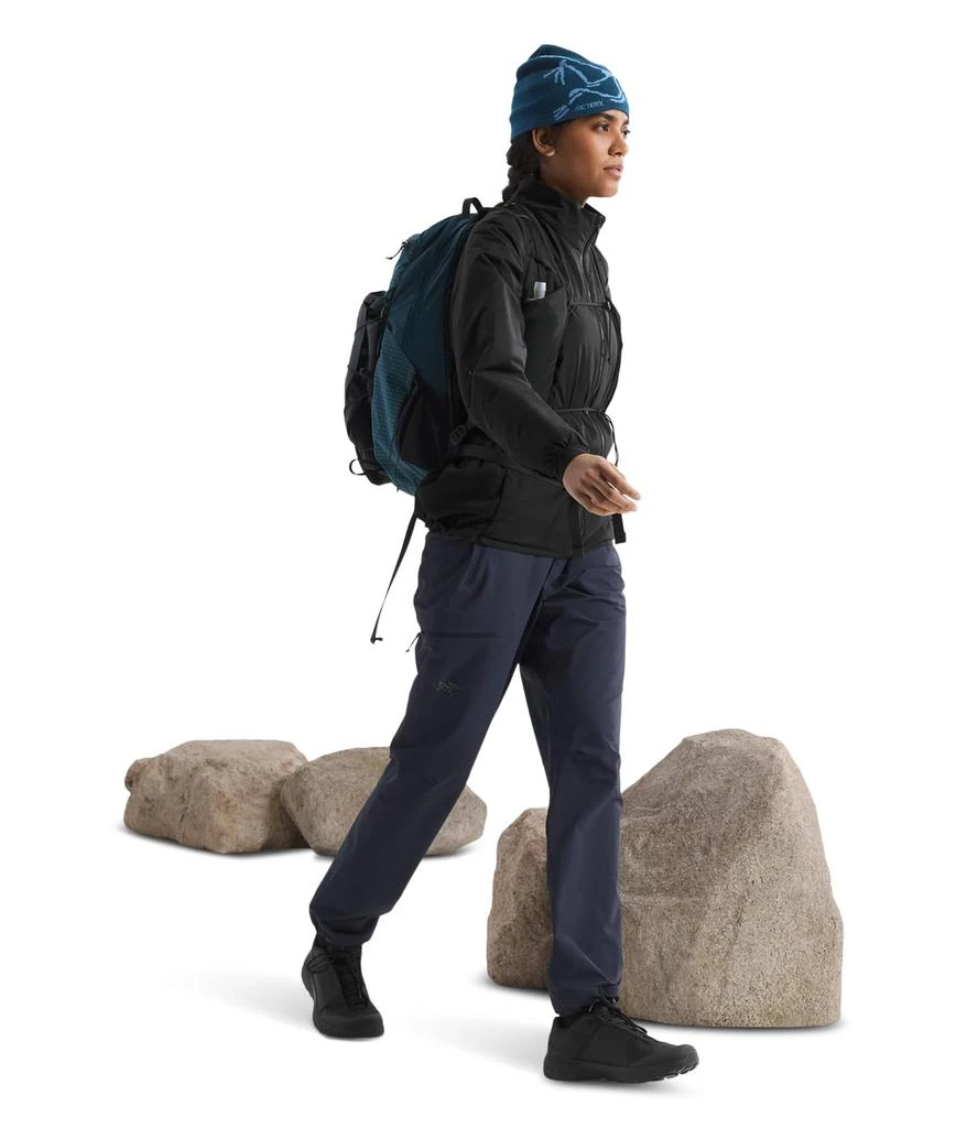 商品Arc'teryx|始祖鸟 女款  Atom 夹克外套 防风防雨保暖,价格¥2223,第5张图片详细描述