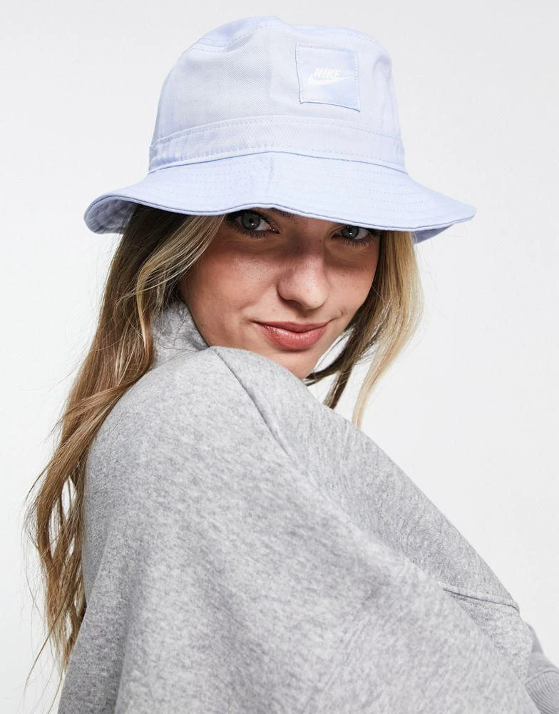 商品NIKE|Nike bucket hat with logo in marine blue,价格¥133,第3张图片详细描述