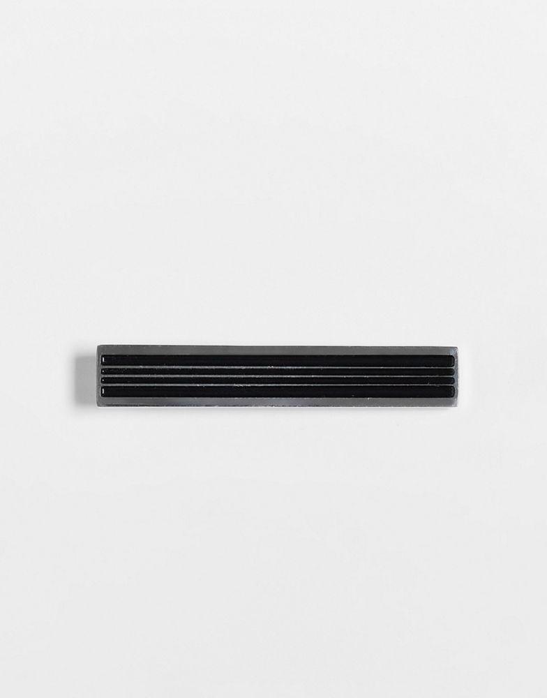 ASOS DESIGN party stainless steel tie bar with line detail and black enamel in silver tone商品第3张图片规格展示