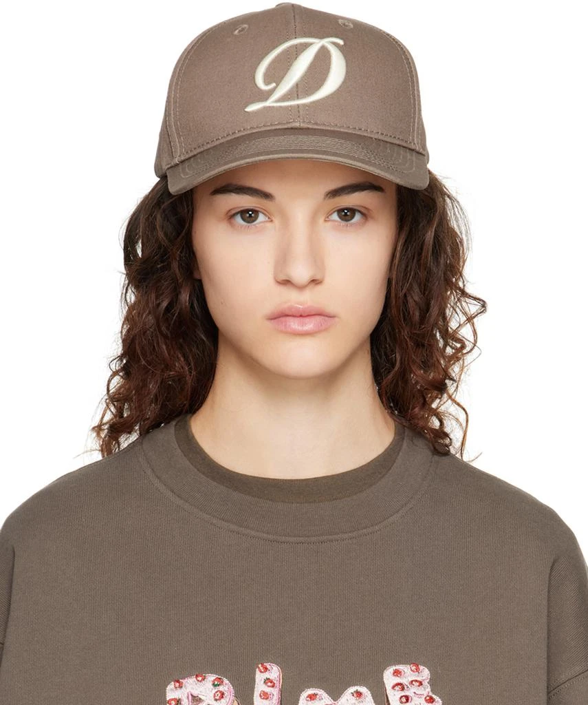 商品Dime|Taupe Cursive D Cap,价格¥227,第1张图片