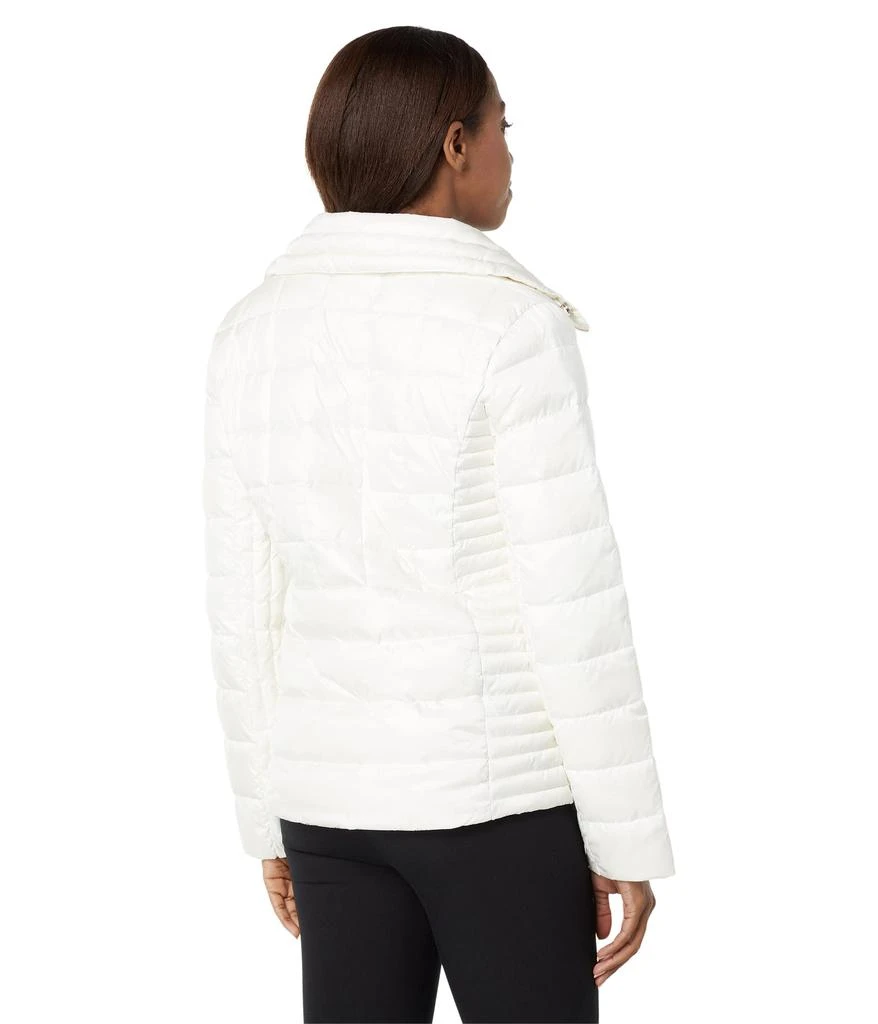 商品Michael Kors|Short Box Quilt Packable Down Jacket M825223E74,价格¥1459,第2张图片详细描述