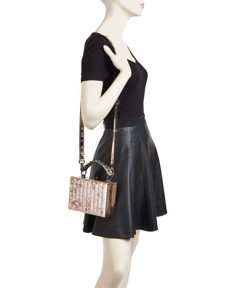 商品Nasty Gal|丝绒盒子斜挎包,价格¥382,第2张图片详细描述