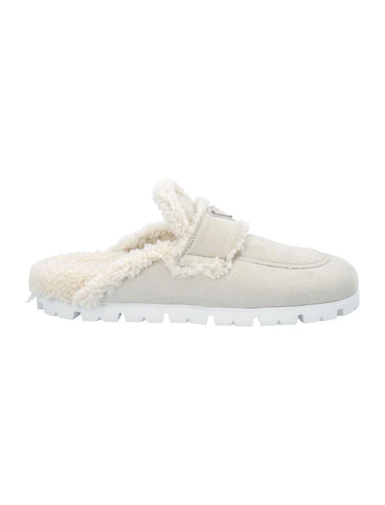 商品Prada|Prada Triangle Logo Shearling Slippers,价格¥6889,第1张图片