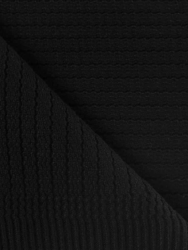 商品Michael Kors|Solid Color Scarf With Logo,价格¥838,第2张图片详细描述