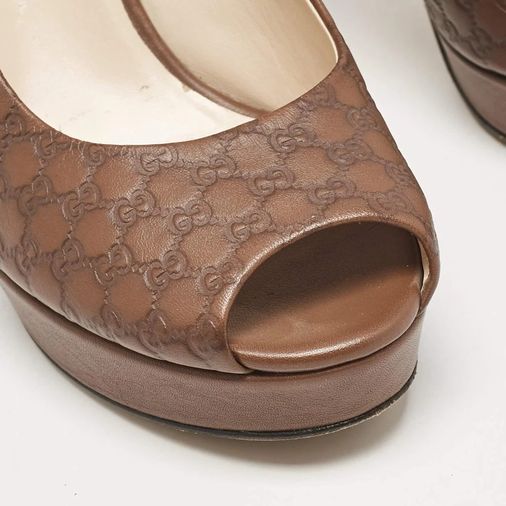 Gucci Brown Monogram Leather Peep Toe Pumps Size 37.5 商品