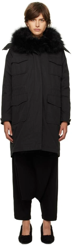 商品Yves Salomon|Black Bachette Shearling Down Coat,价格¥9792,第1张图片