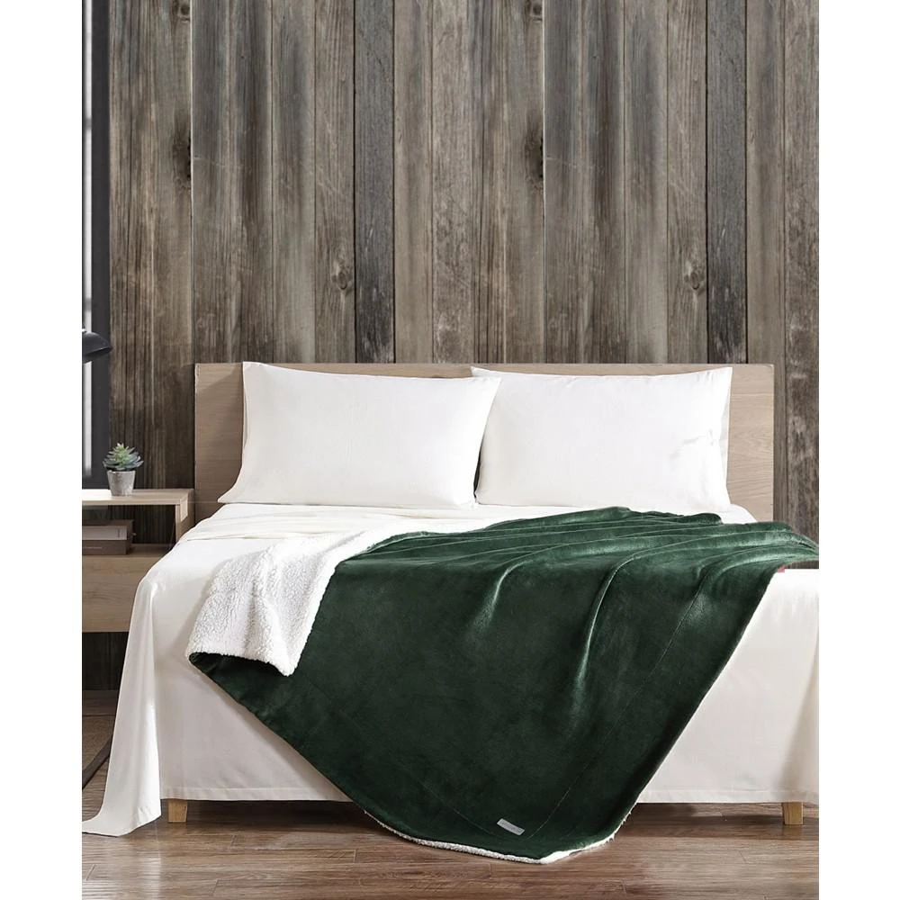 商品Eddie Bauer|CLOSEOUT! Signature Solid Ultra Soft Plush Fleece Blanket,价格¥359,第3张图片详细描述