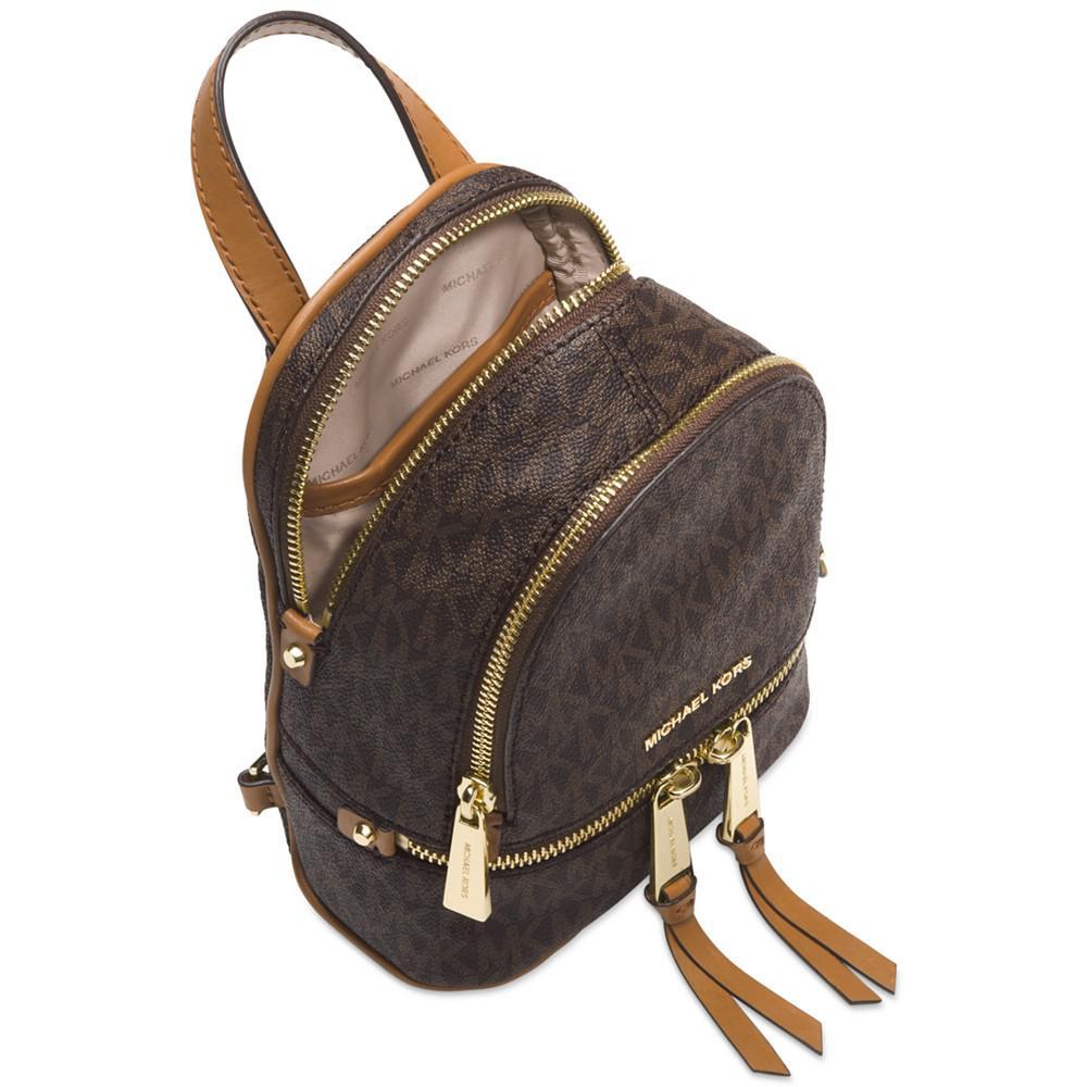 商品Michael Kors|Signature Rhea Zip Extra Small Messenger Backpack,价格¥2437,第6张图片详细描述