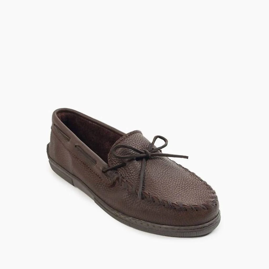 商品Minnetonka|Men'S Moosehide Classic Shoes in Brown,价格¥630,第1张图片