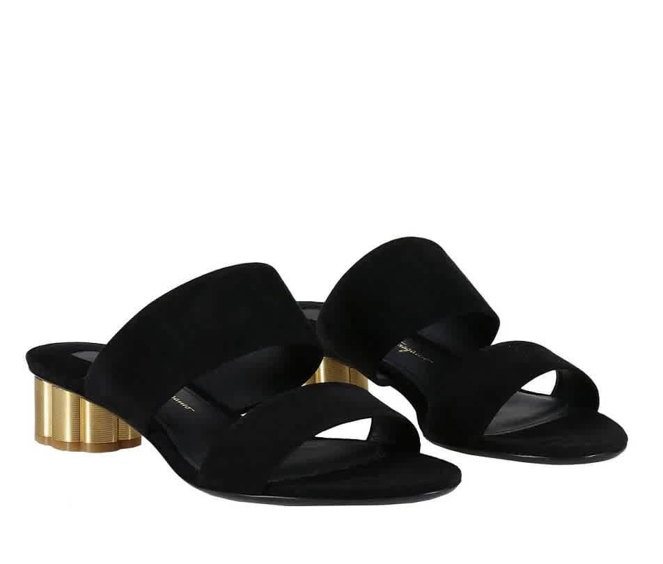 商品Salvatore Ferragamo|Black Two-banded Flower Heel Suede Sandals,价格¥2085,第2张图片详细描述