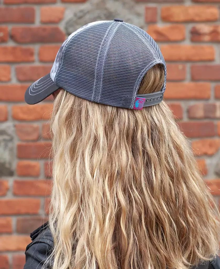 商品Shady Lady|Graffiti Lady Women's Adjustable Snap Back Mesh Black and White Star Trucker Hat,价格¥268,第4张图片详细描述