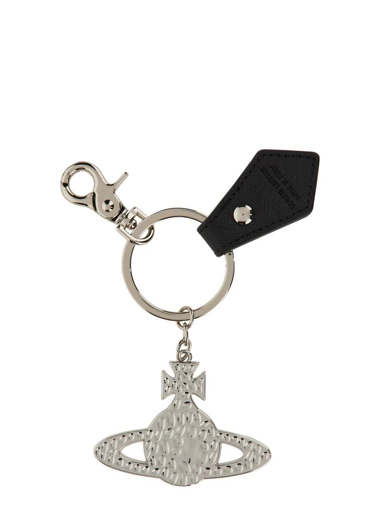 商品Vivienne Westwood|Vivienne Westwood Saffiano Hammered Orb Keychain,价格¥917,第2张图片详细描述