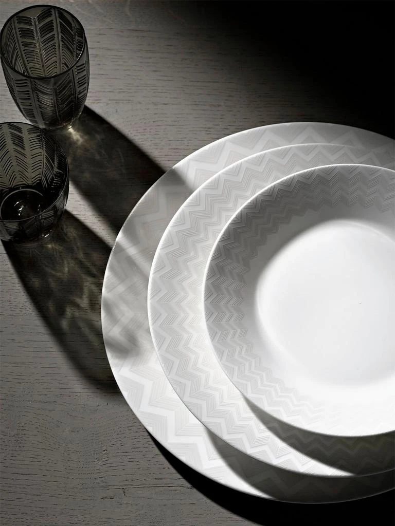 商品MISSONI HOME COLLECTION|Zig Zag White Set Of 6 Dessert Plates,价格¥3865,第2张图片详细描述