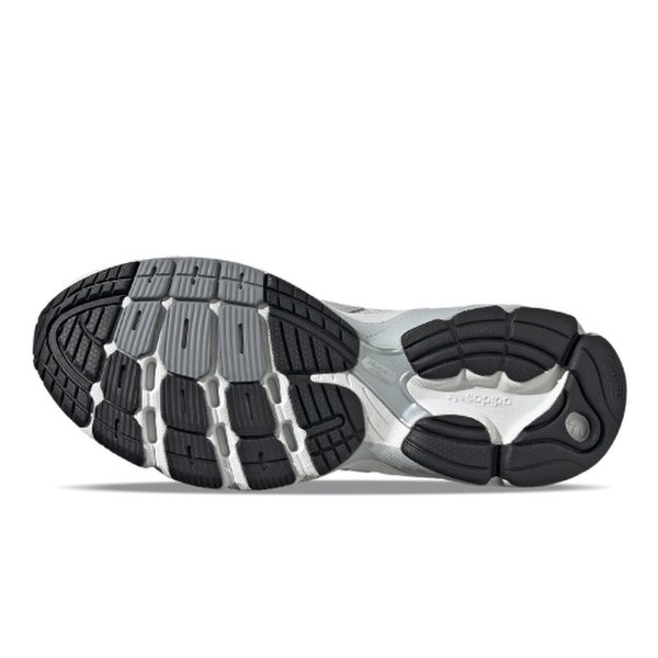 【享贝家】adidas阿迪达斯三叶草ASTIR男女款运动鞋GZ3569商品第4张图片规格展示