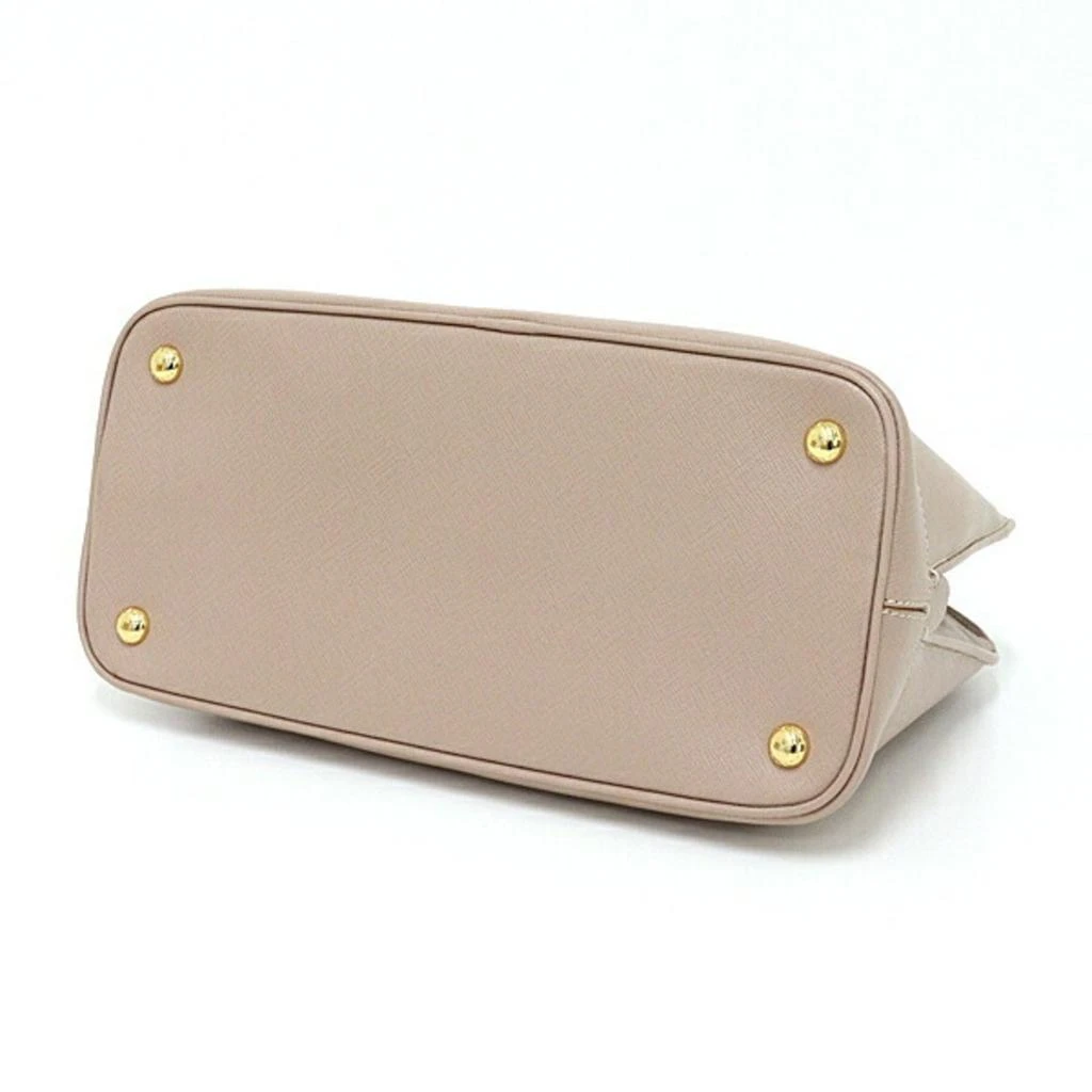 商品[二手商品] Prada|Saffiano Triangle Handbag (Pre-Owned),价格¥14054,第4张图片详细描述