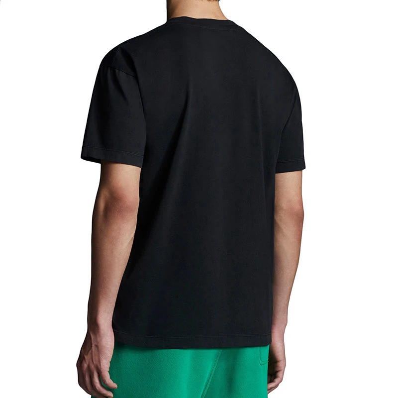【预售3-7天】Moncler/蒙克莱 22年早春新款 1952系列 男士黑色有机纯棉标志贴片短袖T恤H10928C00011809KL999 商品