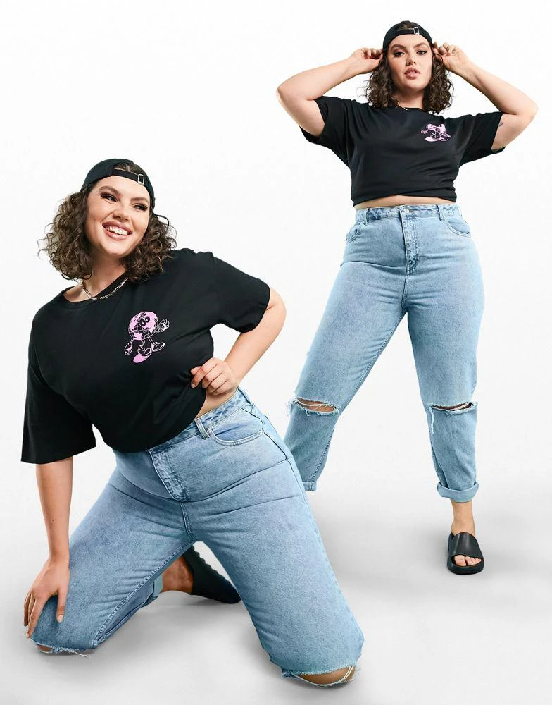 商品ASOS|ASOS DESIGN Curve high rise 'original' mom jeans in lightwash with rips,价格¥151,第4张图片详细描述