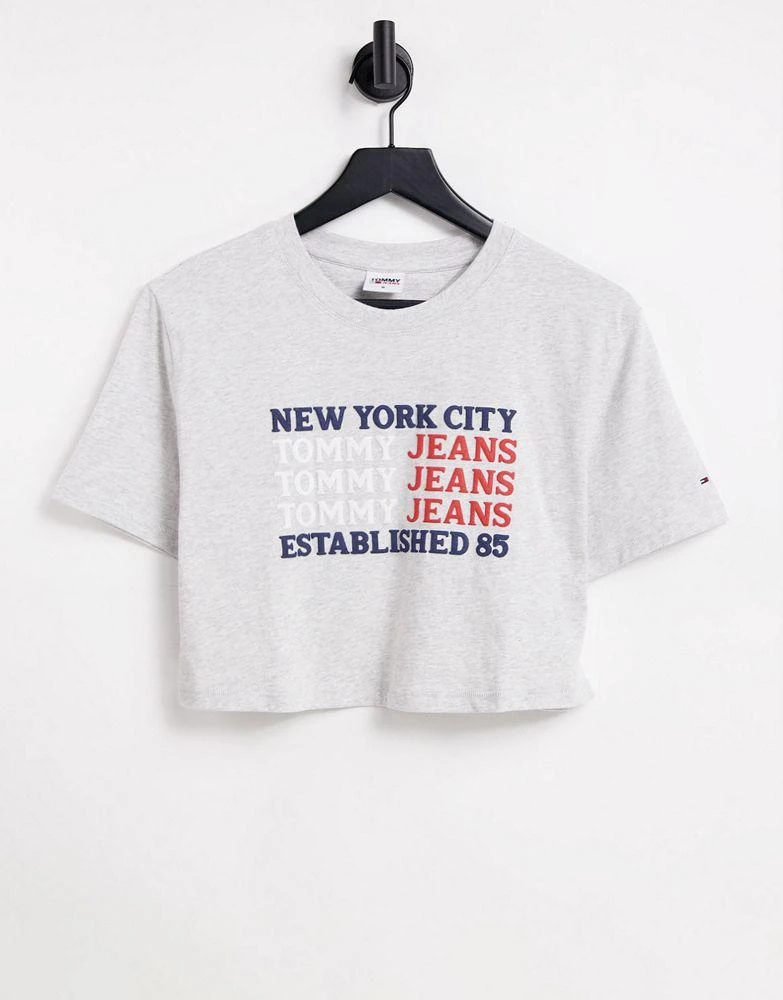 商品Tommy Hilfiger|Tommy Jeans NYC logo crop t-shirt in grey,价格¥200,第1张图片