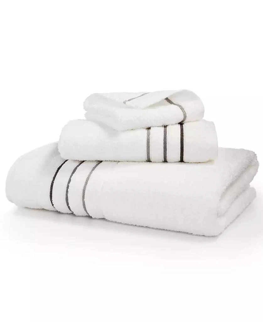 商品Hotel Collection|Ultimate MicroCotton® Borderline Bath Towel, 30" x 56", Exclusively at Macy’s,价格¥118,第1张图片详细描述