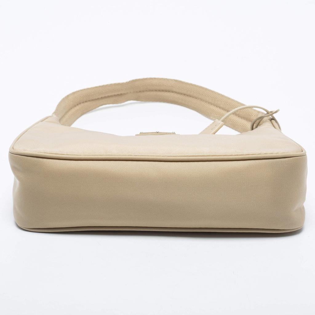 Prada Beige Nylon Mini Re-Edition 2000 Shoulder Bag商品第6张图片规格展示