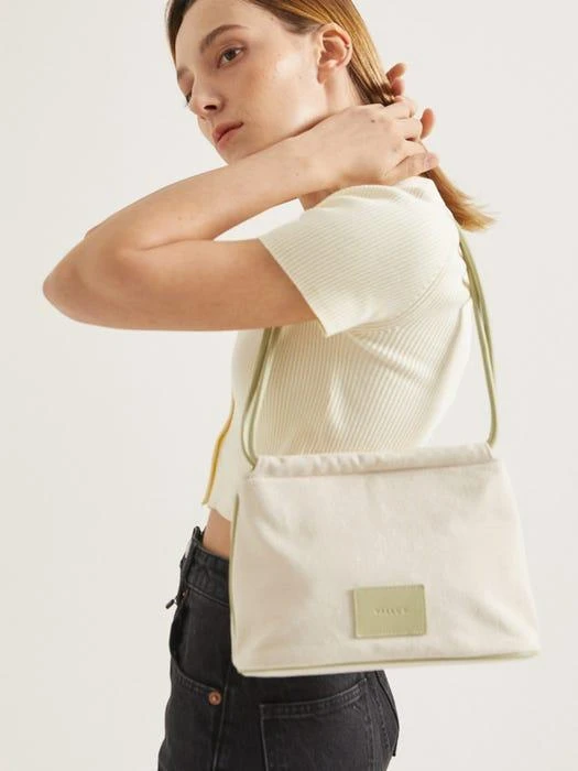 商品VALLUV|Lao Eco-Bag - Light Green,价格¥612,第4张图片详细描述