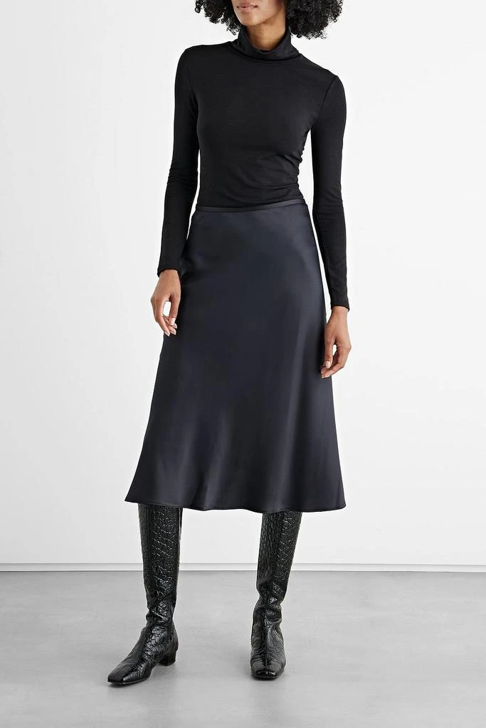 商品IRIS & INK|Margot satin-crepe midi skirt,价格¥677,第2张图片详细描述