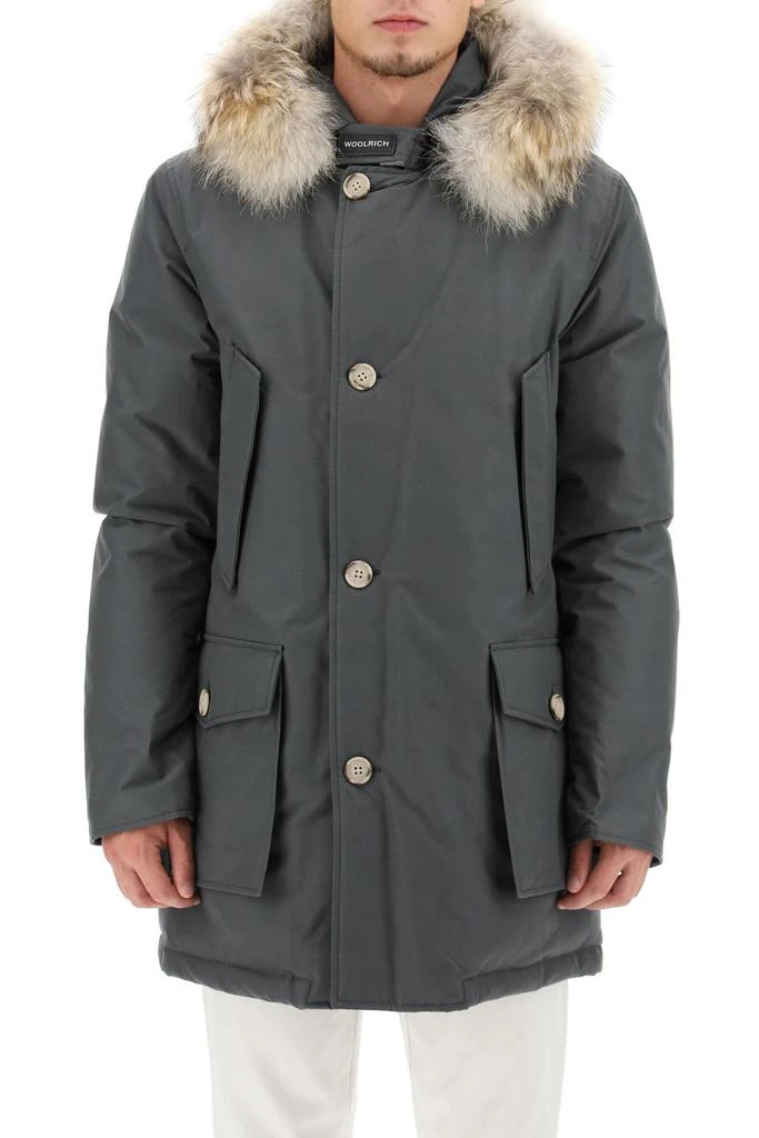 商品Woolrich|Woolrich artic df parka with coyote fur,价格¥4255,第2张图片详细描述