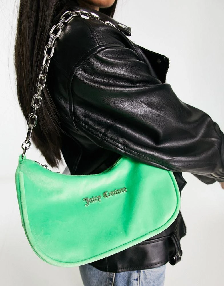 商品Juicy Couture|Juicy Couture velour shoulder bag with chain in green,价格¥525,第4张图片详细描述